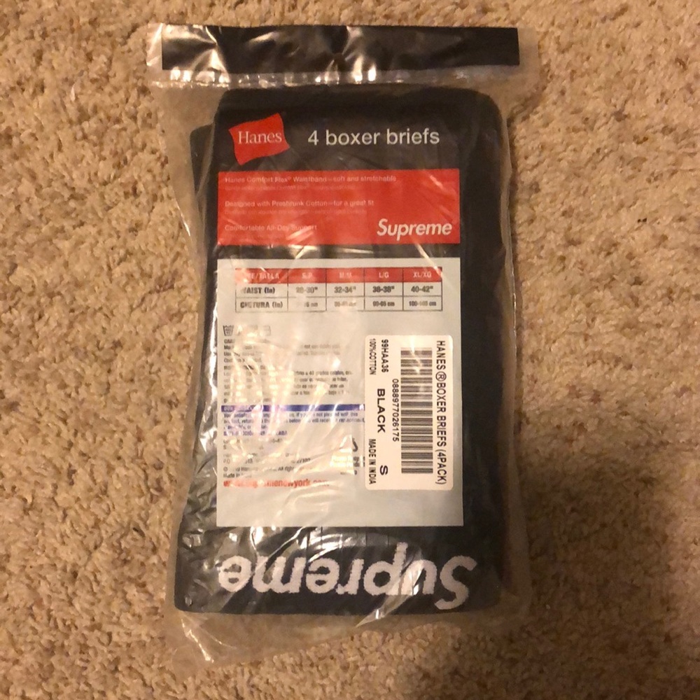 Brand New Never Worn Supreme Boxers Size S (Per 1) - Picture 2 of 4